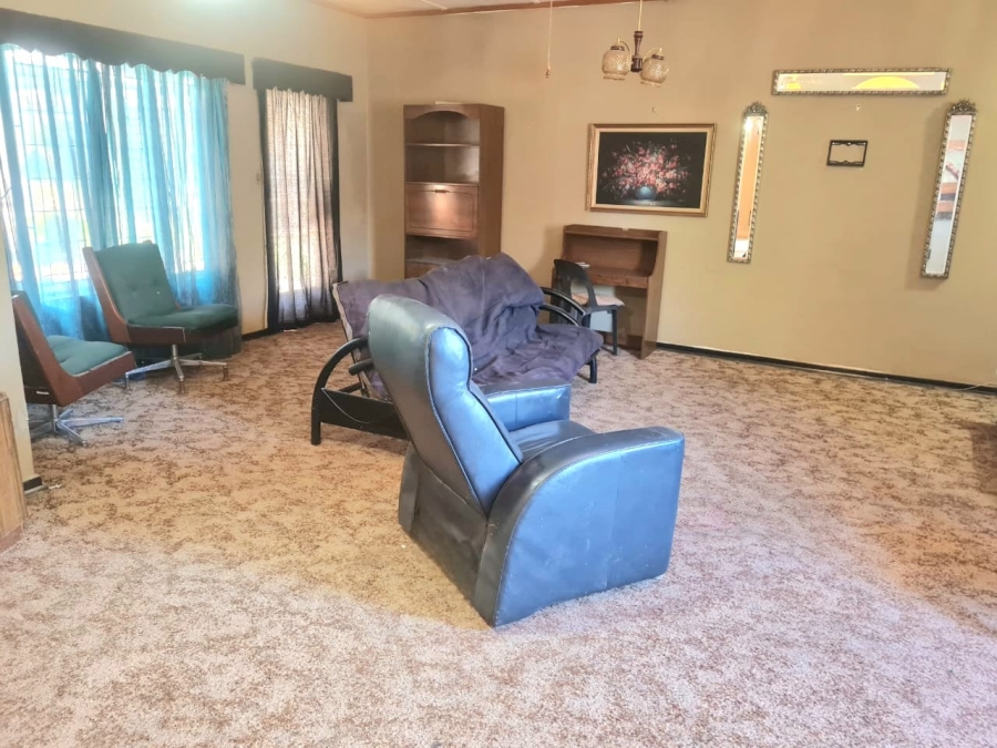 4 Bedroom Property for Sale in Uitsig Free State